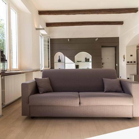 Lungolago Holiday Home - Affitti Brevi Italia Lecco Exterior foto