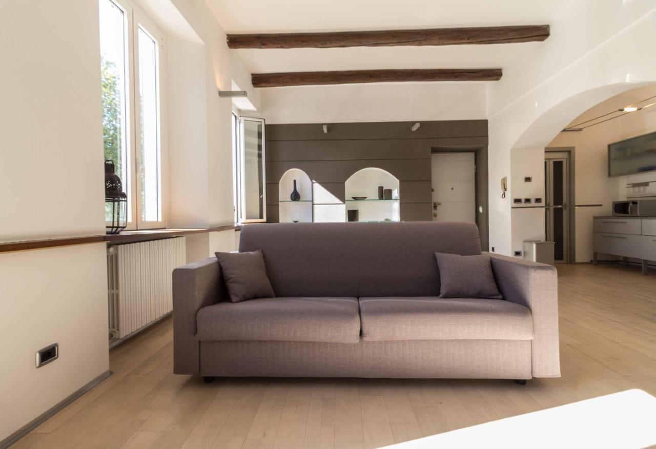 Lungolago Holiday Home - Affitti Brevi Italia Lecco Exterior foto